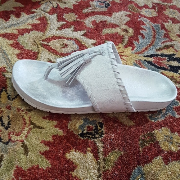 J slides silver metal nigel slippers - Picture 2 of 5